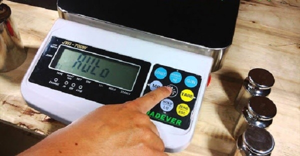 cách reset cân điện tử