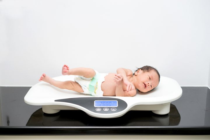 bảng cân nặng trẻ sơ sinh 